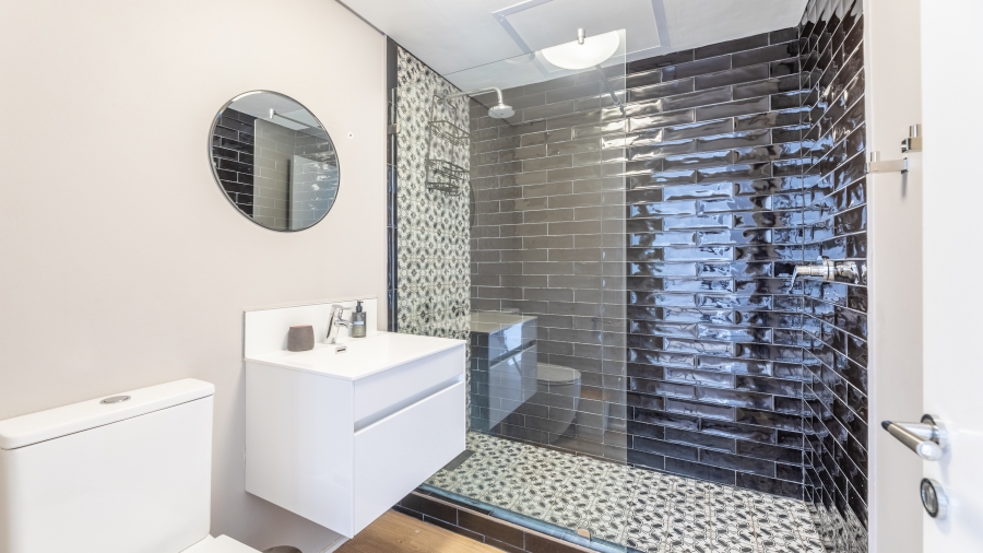 2 Bedroom Property for Sale in Waves Edge Western Cape